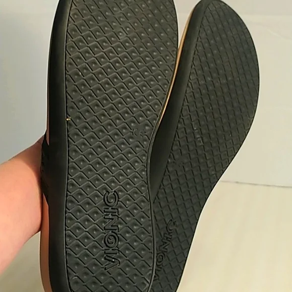 Vionic Black and Tan Women's Sandals - Picture 7 of 9